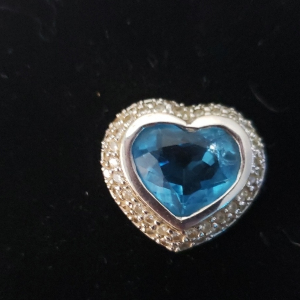 Charm Pre  18 Kt Gold